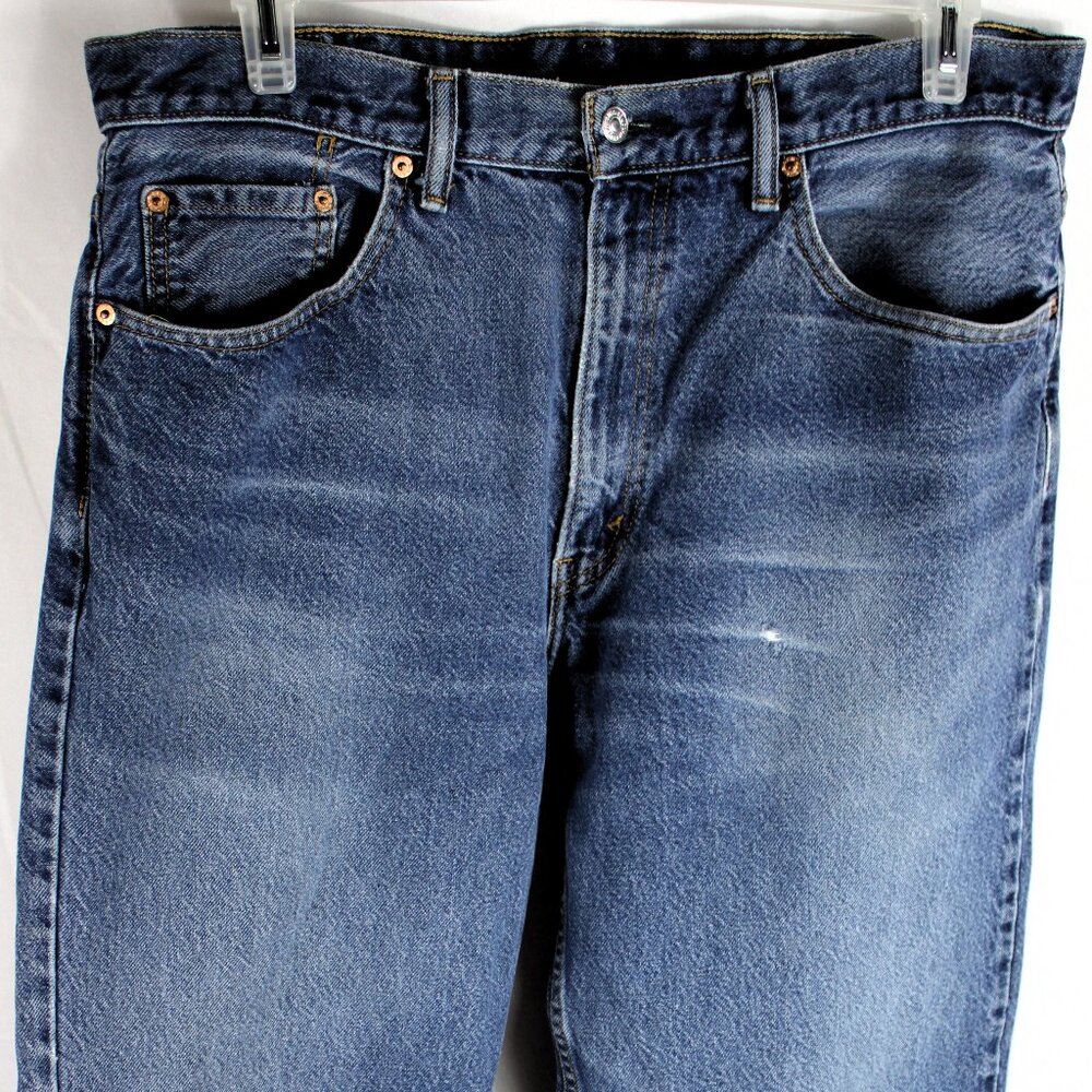 Levi's 550 Jeans Men’s Size 38x32 Relaxed Fit Medium Wash Blue